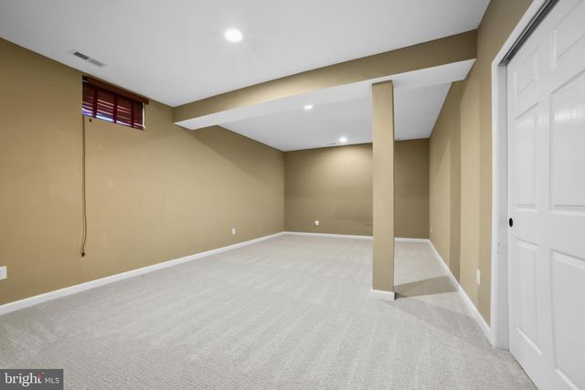 908 MANNINGTON DR, Williamstown, NJ 08094