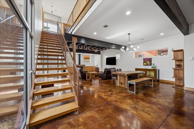 1711 W 13th Street, Houston, TX 77008