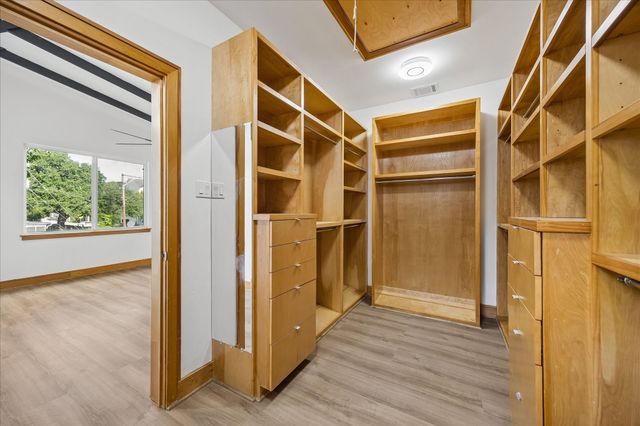 1711 W 13th Street, Houston, TX 77008