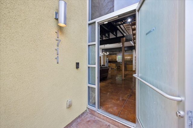 1711 W 13th Street, Houston, TX 77008