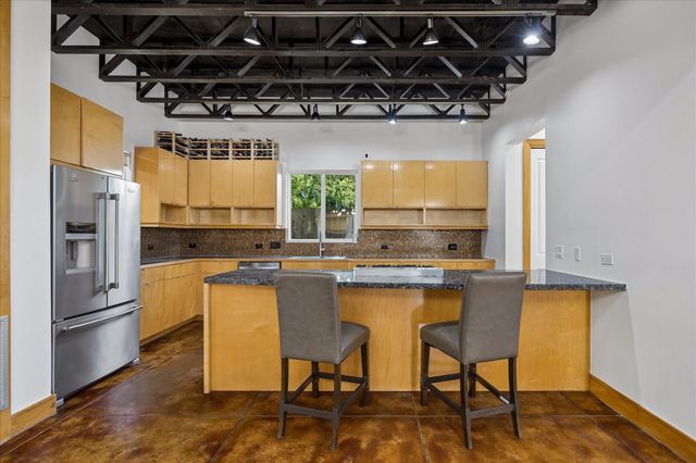 1711 W 13th Street, Houston, TX 77008