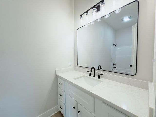135 Godchaux Drive, Houma, LA 70360
