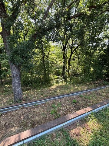 3 N Gilpin Avenue, Shawnee, OK 74804