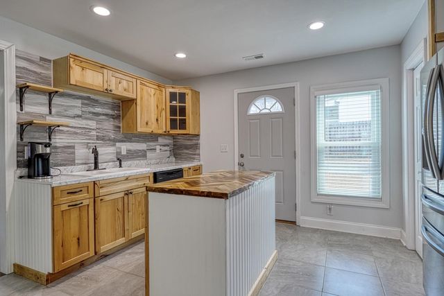 611 Pearson Town Road, Moore, SC 29369