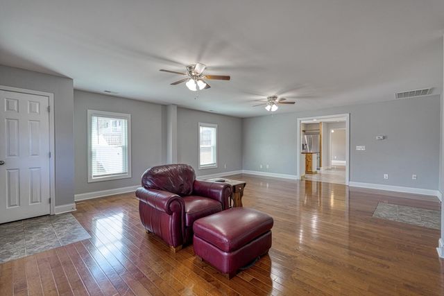 611 Pearson Town Road, Moore, SC 29369