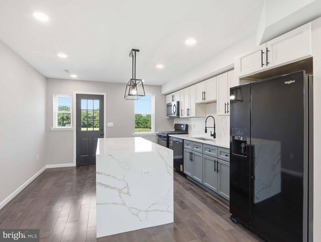 2145 HARMAN AVE, Baltimore, MD 21230