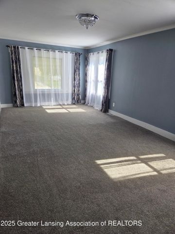 1613 Massachusetts Avenue, Lansing, MI 48906