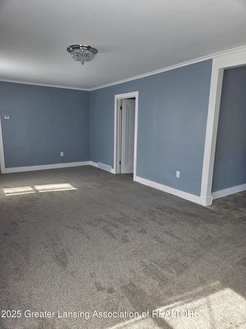 1613 Massachusetts Avenue, Lansing, MI 48906