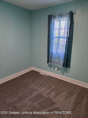 1613 Massachusetts Avenue, Lansing, MI 48906