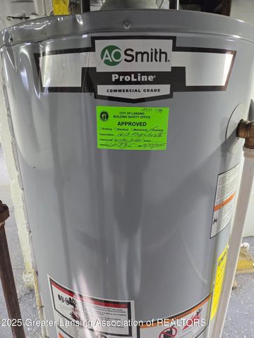 1613 Massachusetts Avenue, Lansing, MI 48906