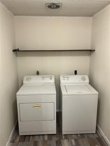 2300 Augustine Street, Sulphur, LA 70665