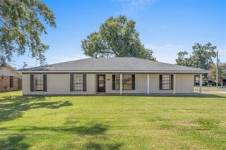 2300 Augustine Street, Sulphur, LA 70665