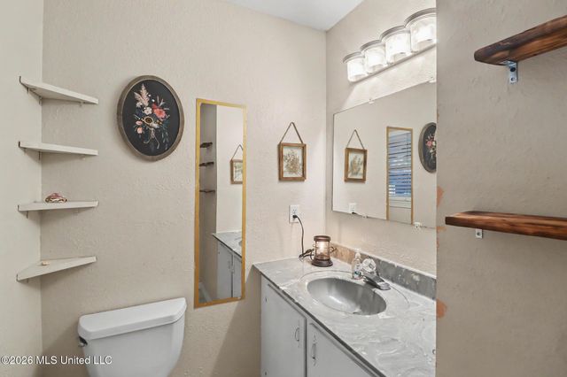 323 Rich Avenue, Biloxi, MS 39531