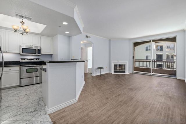 9263 Regents B308, La Jolla, CA 92037