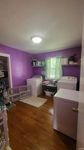 1949 Sunny Acres Dr Drive, Bedford, IN 47421