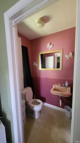 1949 Sunny Acres Dr Drive, Bedford, IN 47421