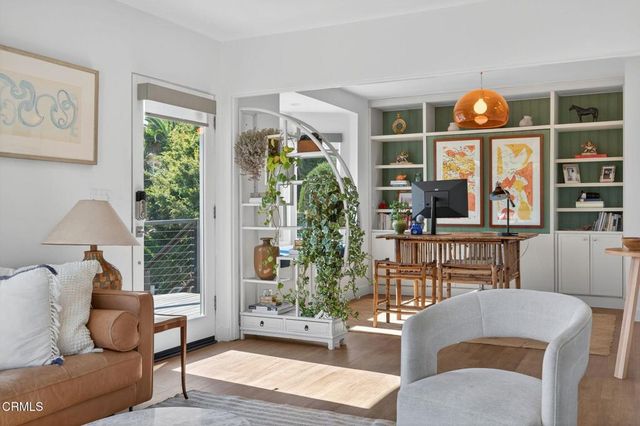 258 N Linda Vista Avenue, Ventura, CA 93001