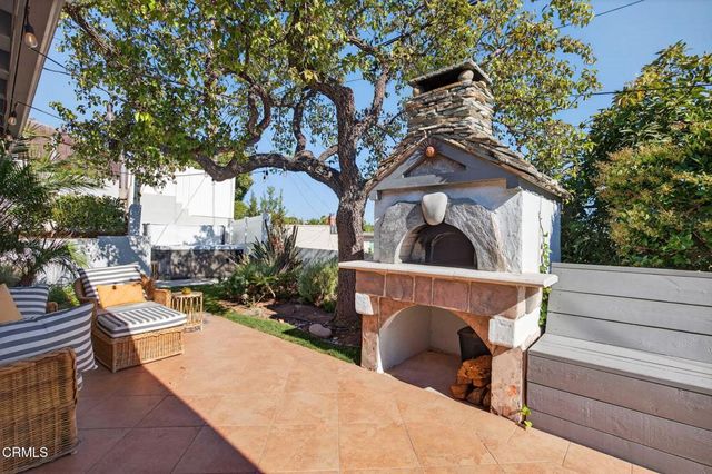 258 N Linda Vista Avenue, Ventura, CA 93001