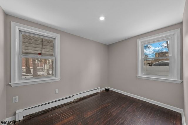 763 Audrey Dr, Rahway City, NJ 07065