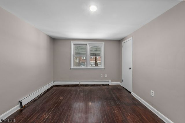 763 Audrey Dr, Rahway City, NJ 07065