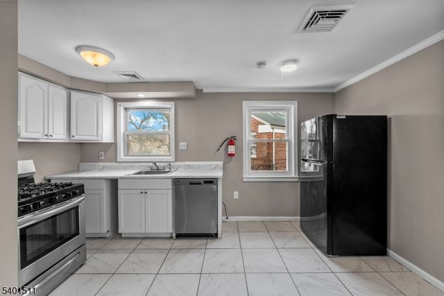 763 Audrey Dr, Rahway City, NJ 07065