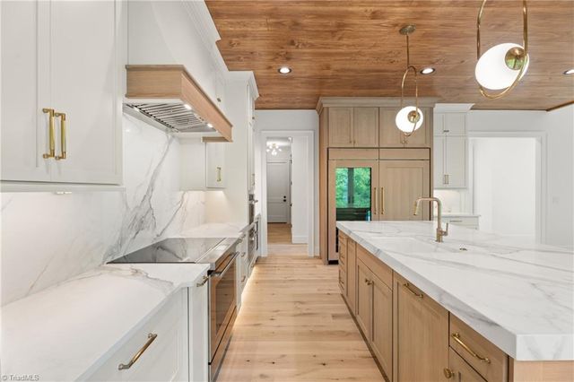 3031 Scarlet Tanager Drive, Winston-salem, NC 27106