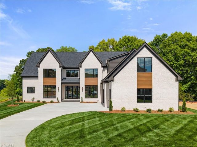 3031 Scarlet Tanager Drive, Winston-salem, NC 27106