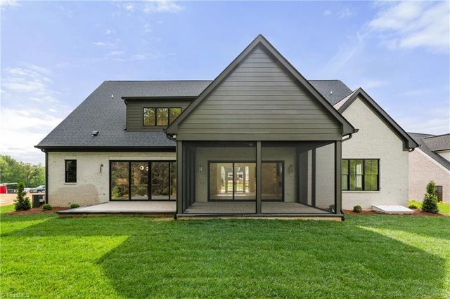 3031 Scarlet Tanager Drive, Winston-salem, NC 27106