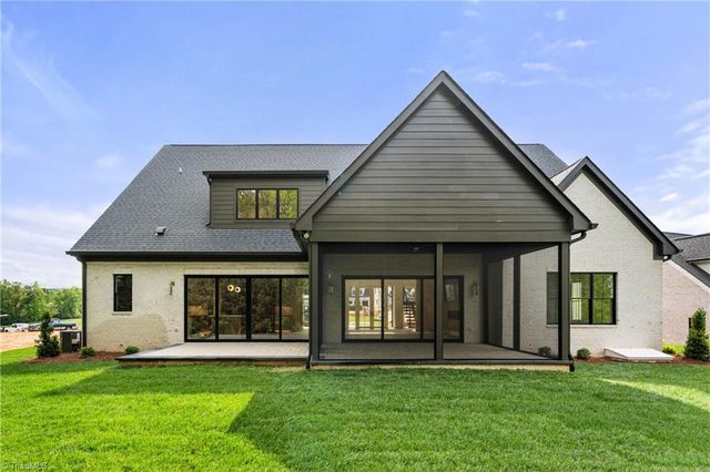 3031 Scarlet Tanager Drive, Winston-salem, NC 27106