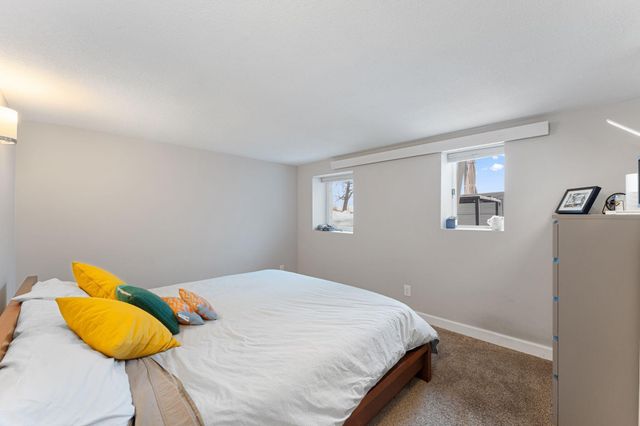 5325 Twin Lake Boulevard E, Brooklyn Center, MN 55429