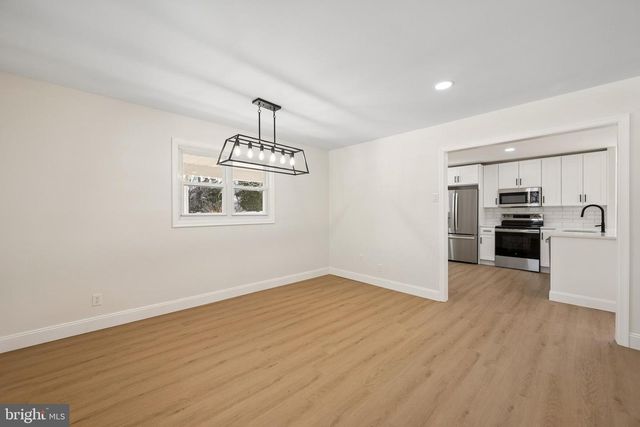 324 JUNIPER DR, Cherry Hill, NJ 08003