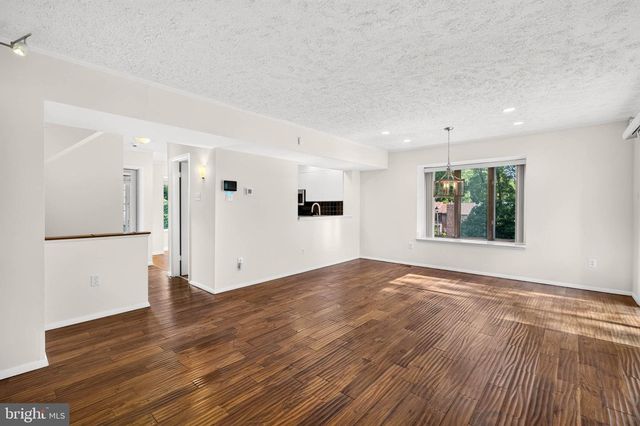 9468 CLOCKTOWER LN, Columbia, MD 21046
