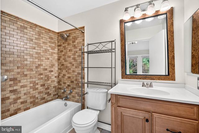 9468 CLOCKTOWER LN, Columbia, MD 21046
