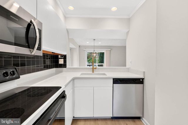 9468 CLOCKTOWER LN, Columbia, MD 21046
