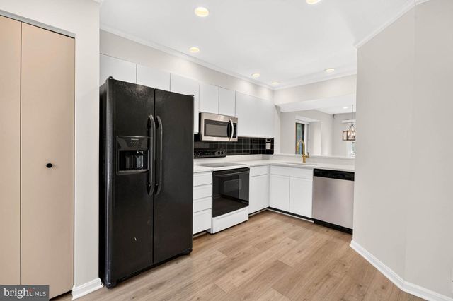 9468 CLOCKTOWER LN, Columbia, MD 21046