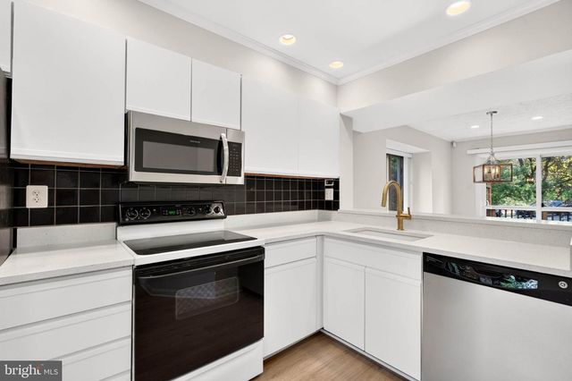 9468 CLOCKTOWER LN, Columbia, MD 21046
