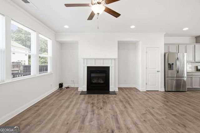 1611 Falcon Crest Way, Decatur, GA 30032