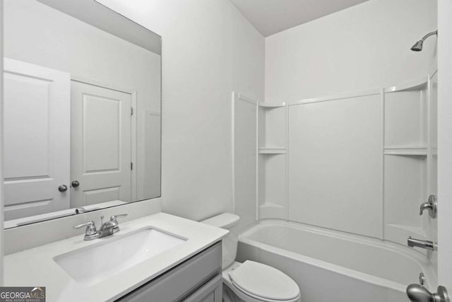 1611 Falcon Crest Way, Decatur, GA 30032