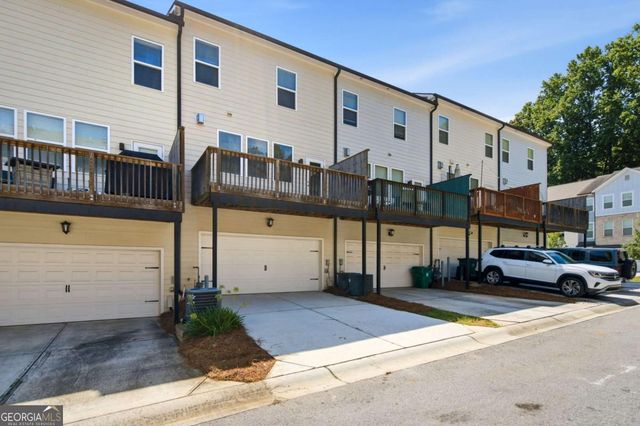 1611 Falcon Crest Way, Decatur, GA 30032