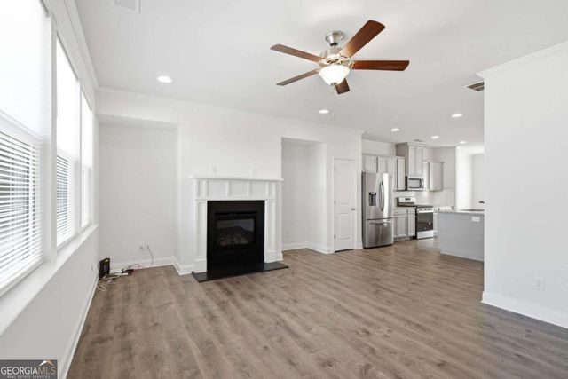 1611 Falcon Crest Way, Decatur, GA 30032