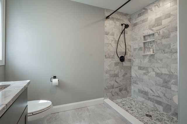 285B Webster Street, Hudson, NH 03051