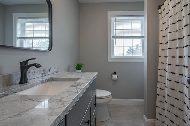 285B Webster Street, Hudson, NH 03051