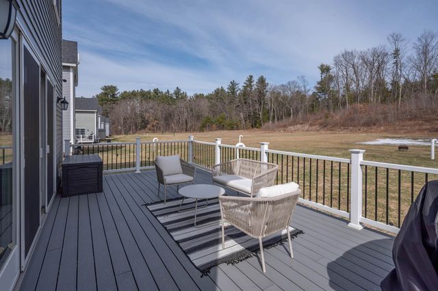 285B Webster Street, Hudson, NH 03051