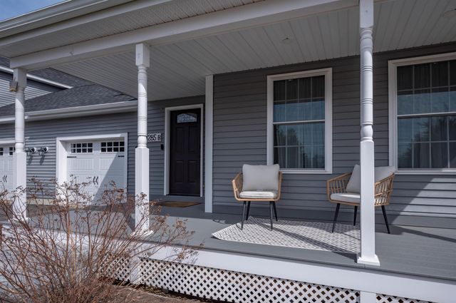 285B Webster Street, Hudson, NH 03051