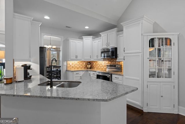 220 Dupont Court, Mcdonough, GA 30252