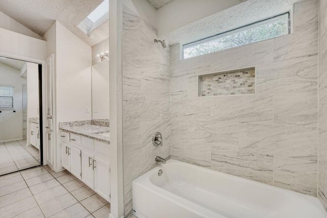 11922 MEADOWFIRE DR, Austin, TX 78758