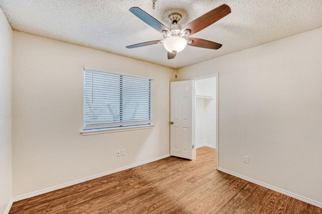 11922 MEADOWFIRE DR, Austin, TX 78758