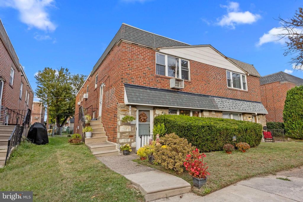 1627 BORBECK AVE, Philadelphia, PA 19111