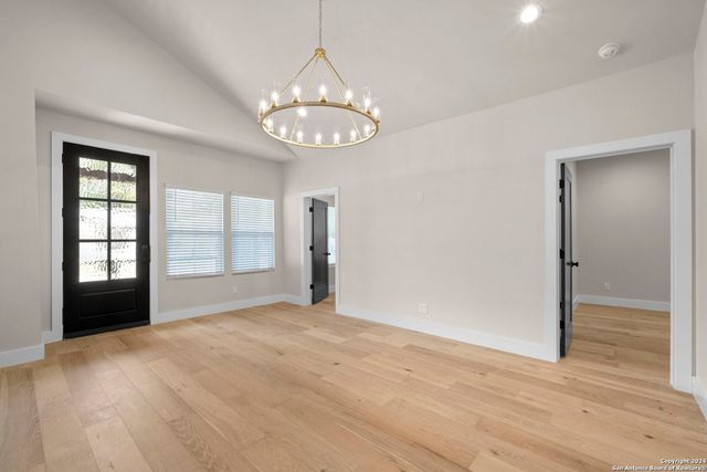 210 SIMON, San Antonio, TX 78204