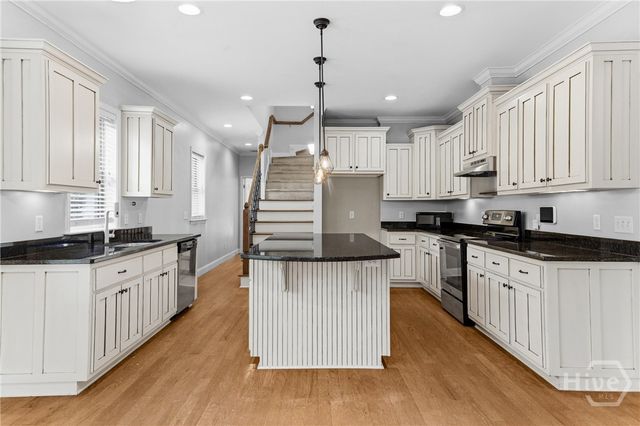 75 Jacobs Circle, Richmond Hill, GA 31324